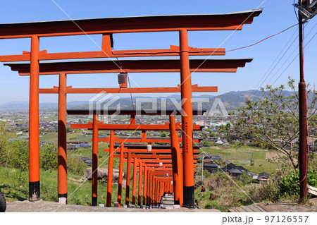 うきは市 浮羽稲荷神社の赤鳥居 うきは市 浮羽稲荷神社の赤鳥居 97126557