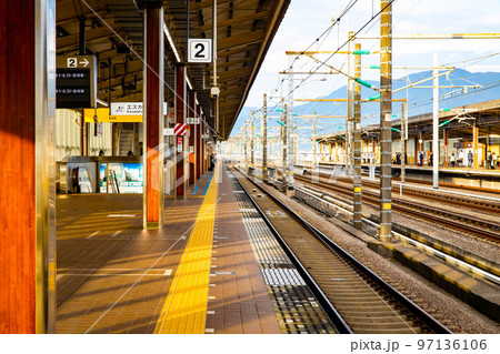 Empty train platform track in the morning in Japan 97136106