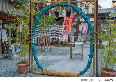 川越熊野神社　茅の輪　　　 97136829