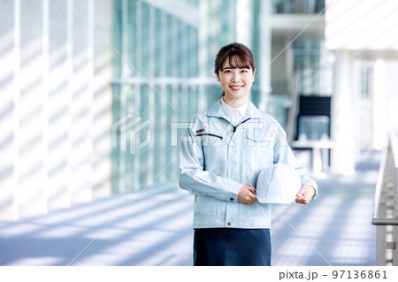 女性　作業服 97136861