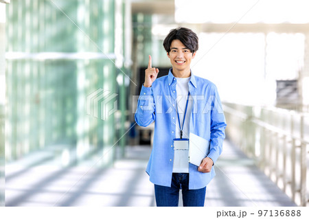 男性 エンジニア ベンチャー 男性 エンジニア ベンチャー 97136888