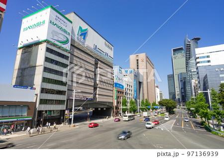 名古屋市中村区名駅都市風景　名駅通　下広井町　交差点 97136939