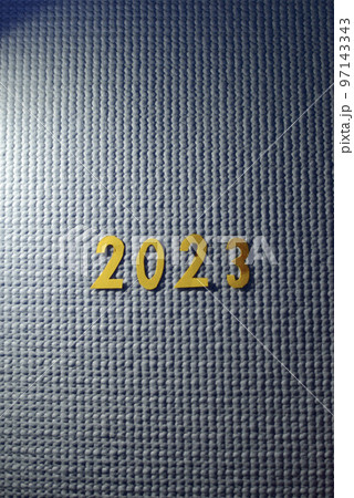 2023年の背景素材 画用紙の文字 2023年の背景素材 画用紙の文字 97143343