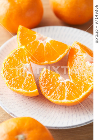 切り分けたみかん 97149366