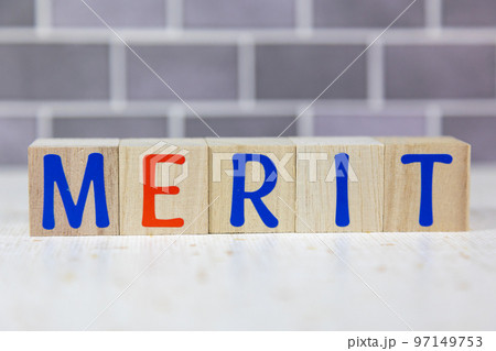 文字ブロック　MERIT メリット 97149753