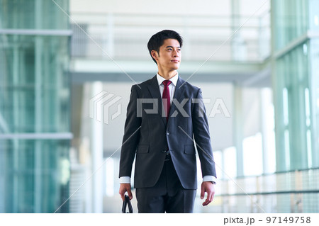 ビジネスシーン　若手 97149758