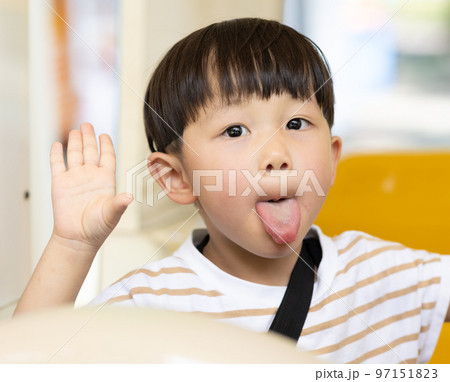 3歳の男の子 3歳の男の子 97151823