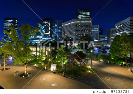 【大阪府】大阪ビジネスパークとキャッスルガーデン大阪の夜景 97152782