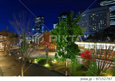 【大阪府】大阪ビジネスパークとキャッスルガーデン大阪の夜景 97152797