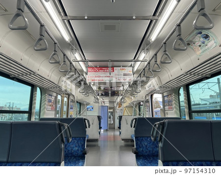 ローカル線車内(仙石東北ライン) ローカル線車内(仙石東北ライン) 97154310