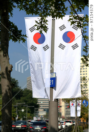 沿道に掲揚された国旗(韓国) 沿道に掲揚された国旗(韓国) 97154379