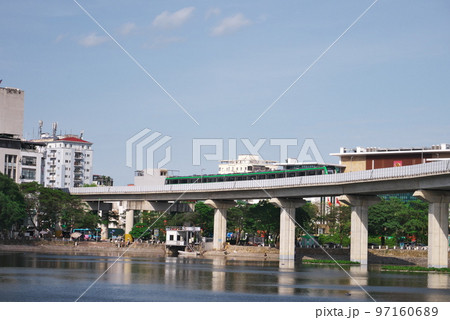 ハノイメトロ1号線 / ハノイ・ベトナム ハノイメトロ1号線 / ハノイ・ベトナム 97160689