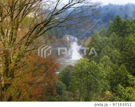 千葉県・養老渓谷 粟又の滝 / Awamata Waterfalls, Japan 97163052