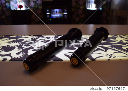 カラオケイメージ カラオケイメージ 97167647