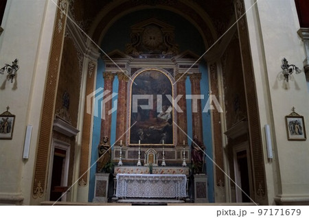 クロアチア ドブロブニク 聖イグナチオ教会の祭壇 97171679