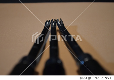 3本のヘリ落としのアップ写真 3本のヘリ落としのアップ写真 97171954
