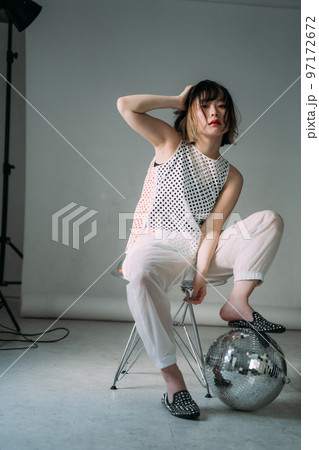 スタジオ撮影（女性） 97172672