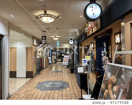 46年の歴史に幕を下ろした初代大阪マルビルの飲食店街 46年の歴史に幕を下ろした初代大阪マルビルの飲食店街 97174588