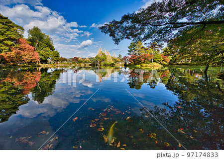 紅葉ー兼六園 97174833
