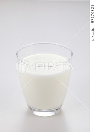 牛乳 ミルク 牛乳 ミルク 97176325