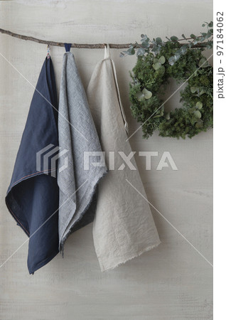 グリーンリースとリネンクロス グリーンリースとリネンクロス 97184062