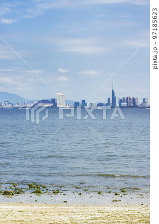 能古渡船場から見た福岡港 能古渡船場から見た福岡港 97185623