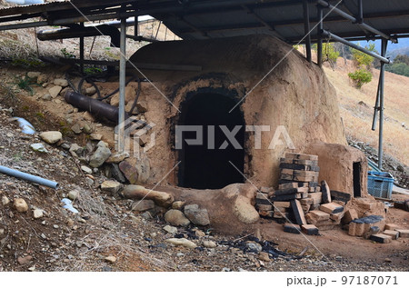 炭焼き小屋 97187071