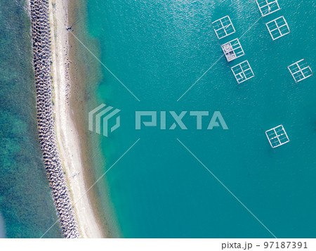 成ヶ島 ドローン空撮(兵庫県洲本市) 成ヶ島 ドローン空撮(兵庫県洲本市) 97187391