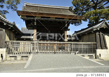 建礼門　京都御所 97188921