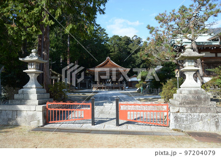 樹下神社　境内入口　滋賀県大津市北小松 97204079