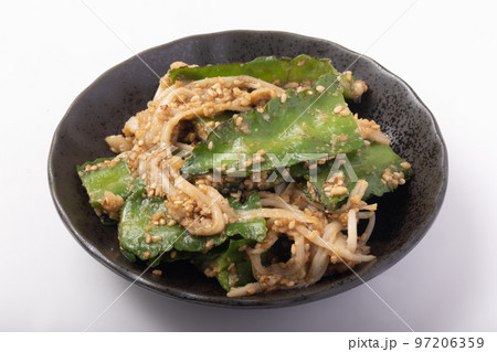 四角豆とえのきのゴマ和え 四角豆とえのきのゴマ和え 97206359