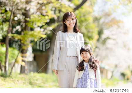 母娘のポートレート 母娘のポートレート 97214746