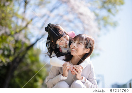 母娘のポートレート 母娘のポートレート 97214760