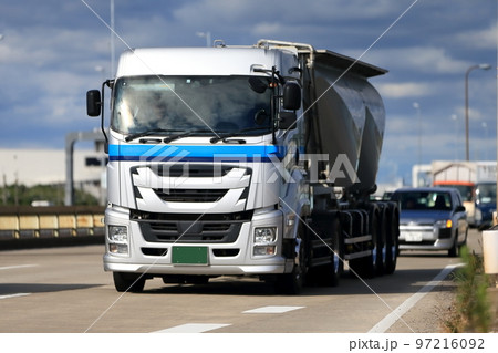 タンクローリー　イメージ 97216092