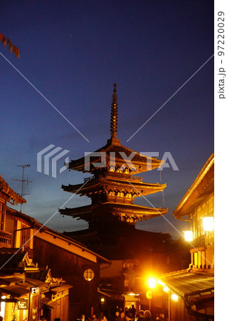 八坂の塔 97220029