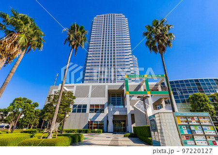 千葉県千葉市　美浜区　幕張新都心の都市風景　ワールドビジネスガーデン 97220127