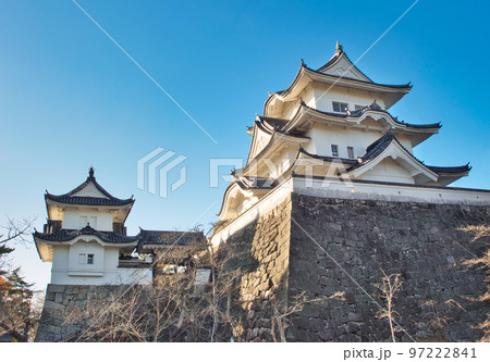 伊賀上野城と青空の自然風景（三重県伊賀市の観光地） 97222841