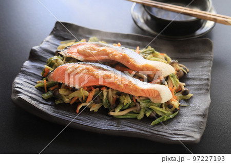 北海道の郷土料理、ちゃんちゃん焼き 97227193