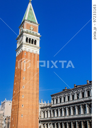 サン・マルコの鐘楼(イタリア-ベネチア) 97233163