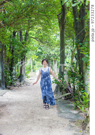 旅女子、女子旅、沖縄編 、ミドルシニア 旅女子、女子旅、沖縄編 、ミドルシニア 97233278