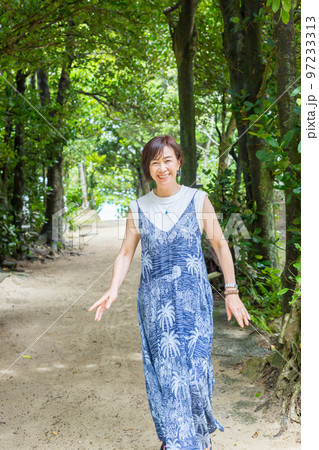 旅女子、女子旅、沖縄編 、ミドルシニア 97233313