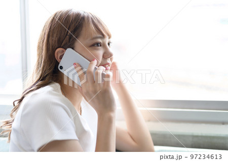 女性ポートレート 97234613