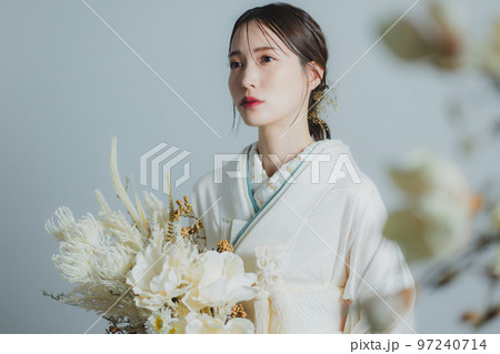 白無垢　白掛下　水色の伊達襟 97240714