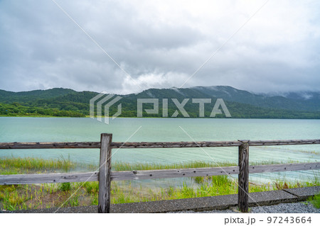 霊場恐山 宇曽利湖(青森県むつ市) 霊場恐山 宇曽利湖(青森県むつ市) 97243664
