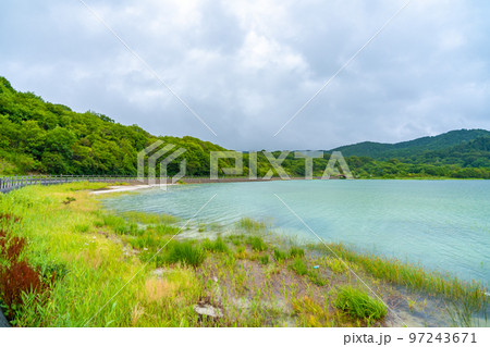 霊場恐山 宇曽利湖(青森県むつ市) 霊場恐山 宇曽利湖(青森県むつ市) 97243671