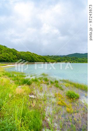 霊場恐山 宇曽利湖(青森県むつ市) 霊場恐山 宇曽利湖(青森県むつ市) 97243673