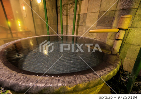 露天風呂 97250184