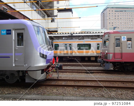 半蔵門線と西武線と中央線 半蔵門線と西武線と中央線 97251084