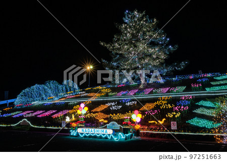 長島町（鹿児島県出水郡）のイルミネーションイベント「フラワーズオブヒカリ」 97251663