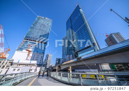 日本の東京都市景観 渋谷駅や完成間近な桜丘口地区再開発のビルなどを望む＝12月14日 97251847